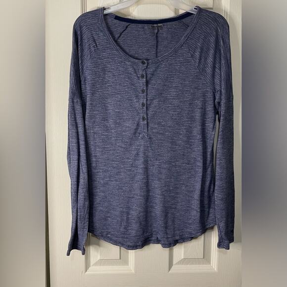 Marmot Blue Ribbed Henley Casual Outdoor Layering Stretch Top size Medium - Picture 1 of 4